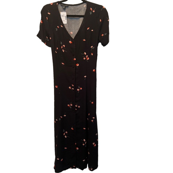 Saks Fifth Avenue Dresses & Skirts - Saks Fifth Avenue SZ 4 Long Black Floral Dress W Waist Clincher Ties Work Church